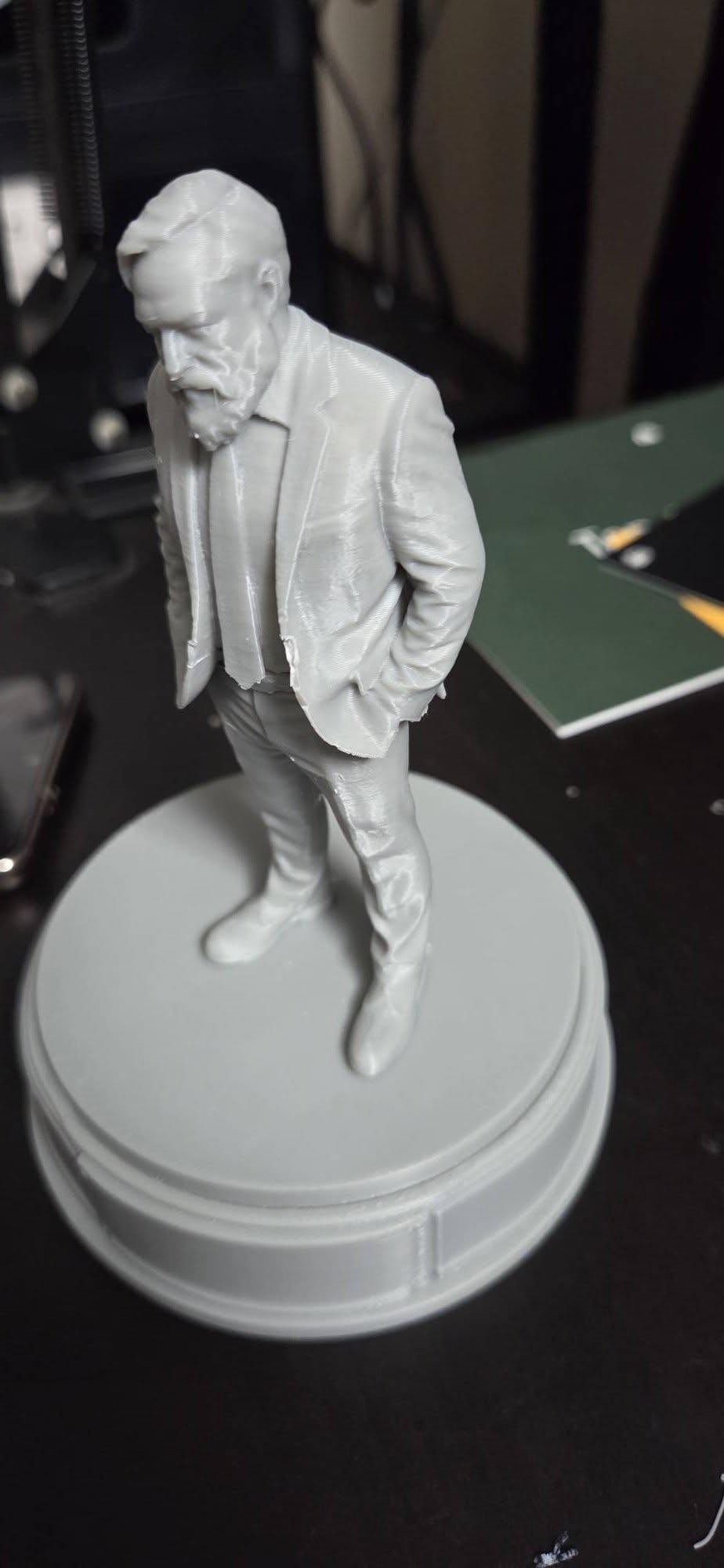 Custom 3D-Printed Full-Body Figurine – Personalized Standing Portrait