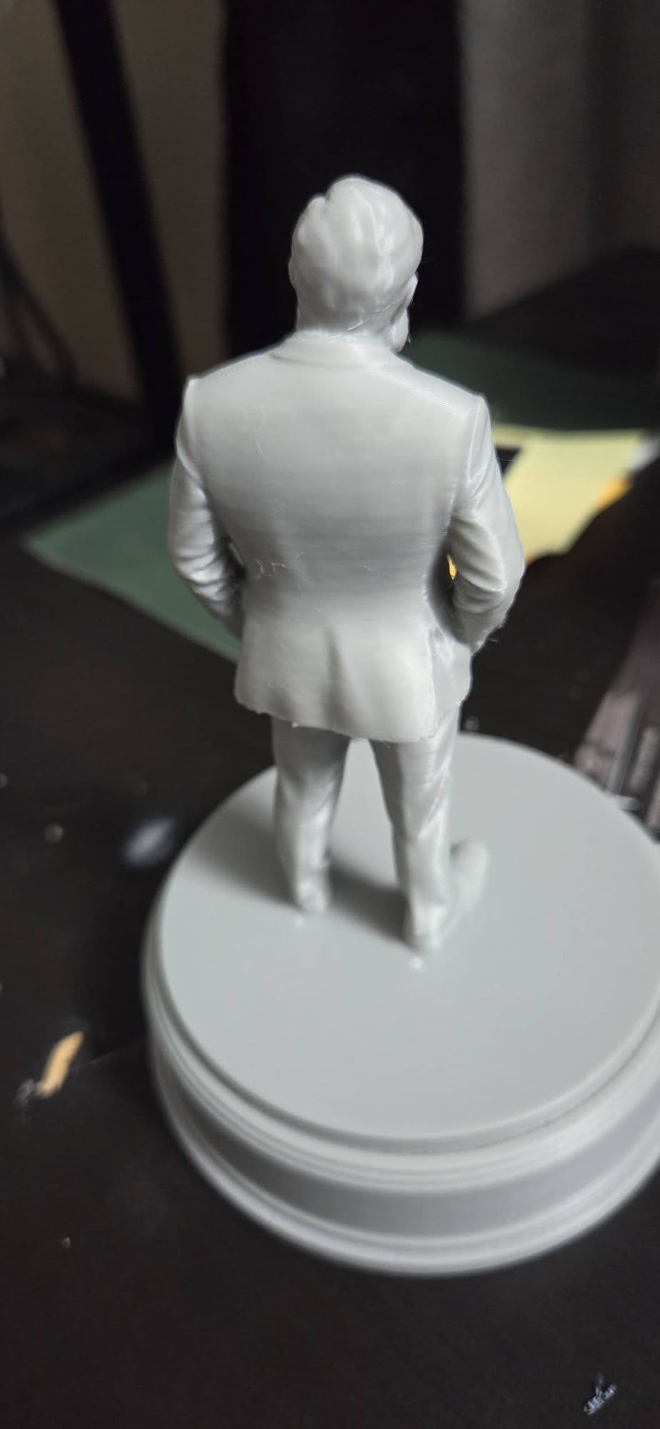 Custom 3D-Printed Full-Body Figurine – Personalized Standing Portrait